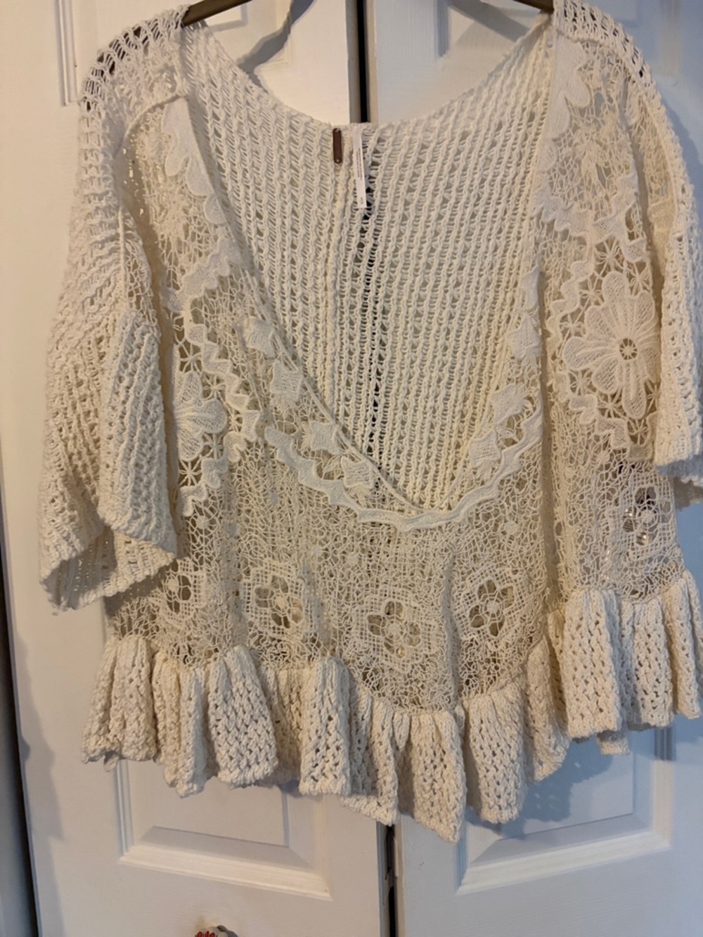 Free People Cream Crochet Lace Ruffle Hem Boho Blouse